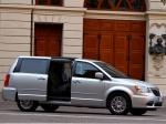 Lancia Voyager 2011 года